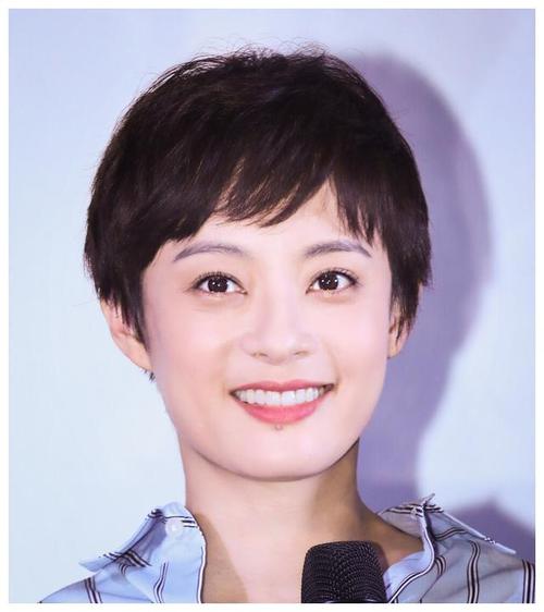 影视女演员孙俪,长相端庄 气质典雅,照片欣赏