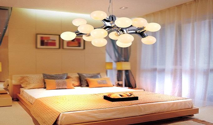 一,卧室灯具风水选择和注意事项1,卧室灯具风水中的光源颜色:白色为佳