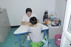 东莞自闭症儿童康复中心--一对一培训