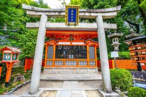 日本保留大量中国文化,京都八坂神社就是佐证,现为国家级文物