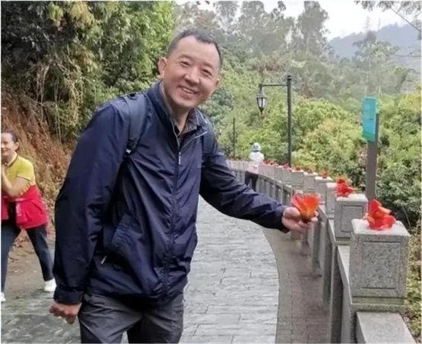 中国最牛县委书记5年送87位贪官进监狱而后突然辞职如今他怎样了