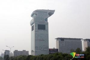 北京盘古大观龙首被拍卖成交价5187亿