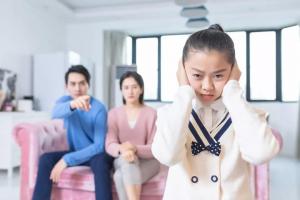 孩子叛逆是好事如何教育他们这么做比你吼一千句都管用