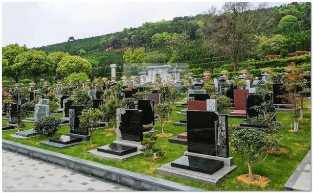 为什么有些人不愿意买墓地,而是花几十万买骨灰房,合理吗?