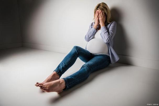 然而,女性在怀孕期间往往会经历许多情绪的波动,包括抑郁.