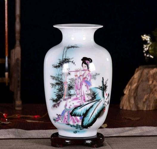 瓷器花瓶——潍坊潘韦霖——家居摆放瓷器花瓶有什么意义