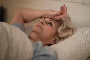 老年人失眠的四大原因怎么解决失眠问题