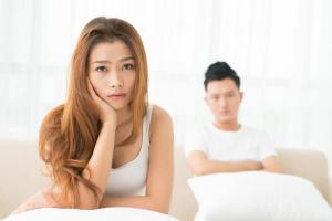 女人出轨后的心理五:遇到前任或者初恋,或者曾经心动的男人人都是容易