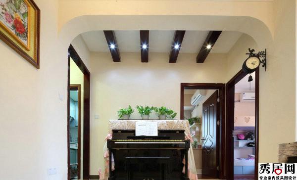 风水好吗豪华的房间,在玄幻的位置摆放一架钢琴,能够使人从进门的位置