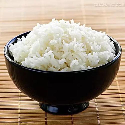 掌握这三个重要技巧,你就能在家焖出一锅香气诱人的大米饭