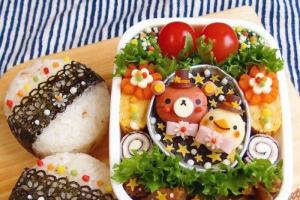 首页 图片大全 美食 创意美食图片:日本家庭便当 (1/ 9) 2024-03-24