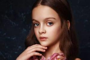 俄罗斯最炽手可热的小童模米兰长大了,唯美的洛丽塔就是她本人啦